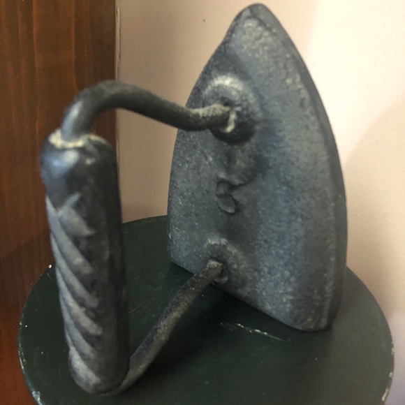 Vintage Other - Antique clothes iron marked number 5 primitive great for a bookend or doorstop